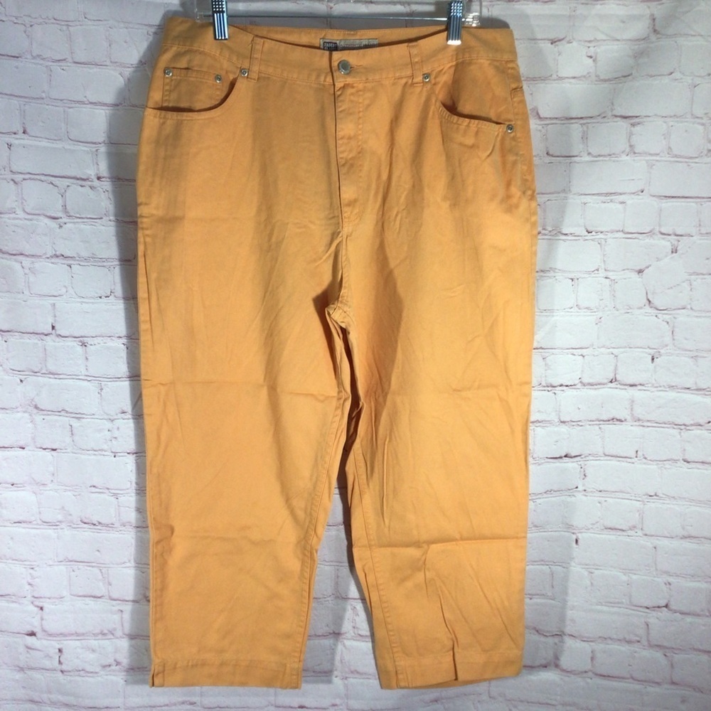 Faded Glory Women’s Plus Size Orange Capri Cotton Pants - Size 16